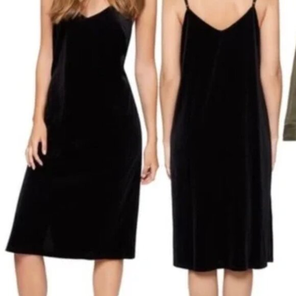 Sanctuary Black Velvet Dress - Picture 1 of 4